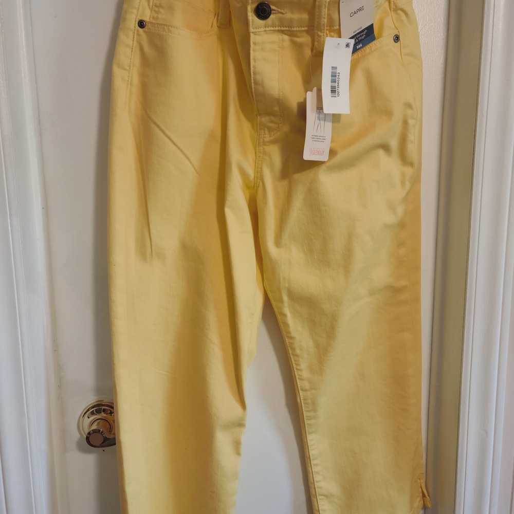 St. John's Bay Yellow Cropped Women's Jeans